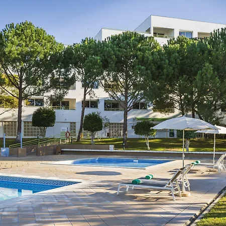 The Patio Αλμπουφέιρα