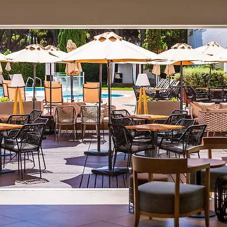 The Patio אלבופיירה