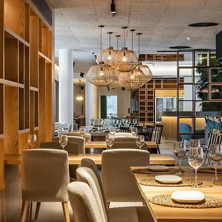 The Patio 4* אלבופיירה