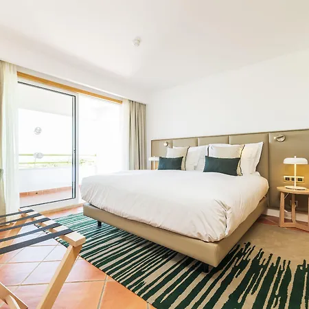 The Patio 4* אלבופיירה