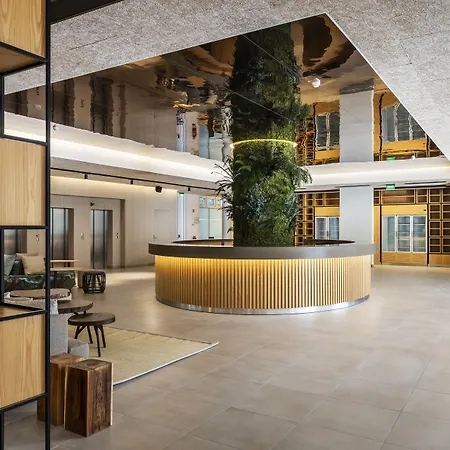 The Patio Hotel 4*